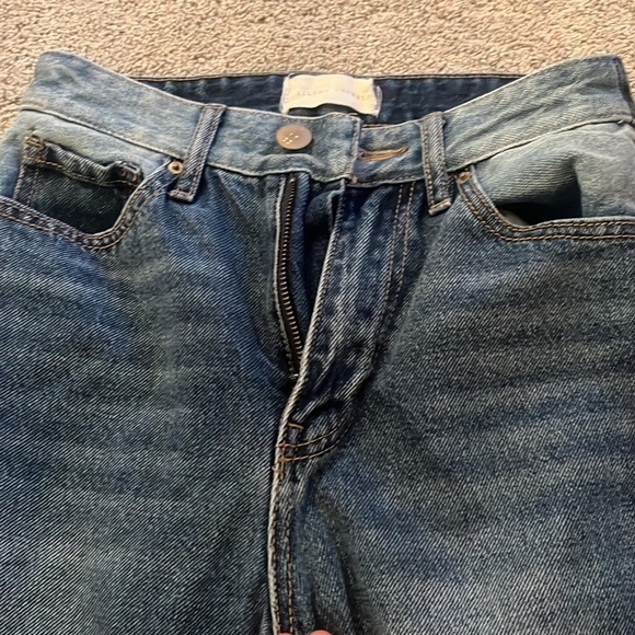 From buckle great miss match denim color jeans - Picture 4 of 4